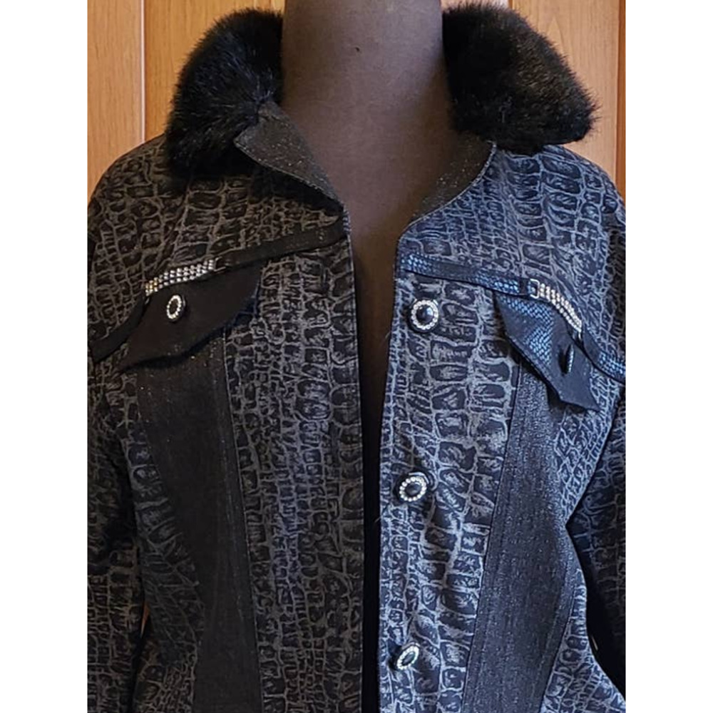 Nancy Bolen vintage size 10 black & silver jacket